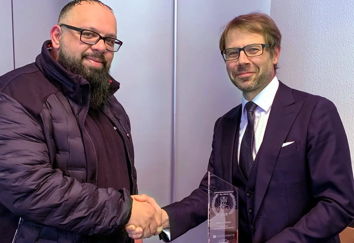 Gratulation durch Michael Kulig: Farshad Safari ist Sicherheitsmitarbeiter des Jahres 2025