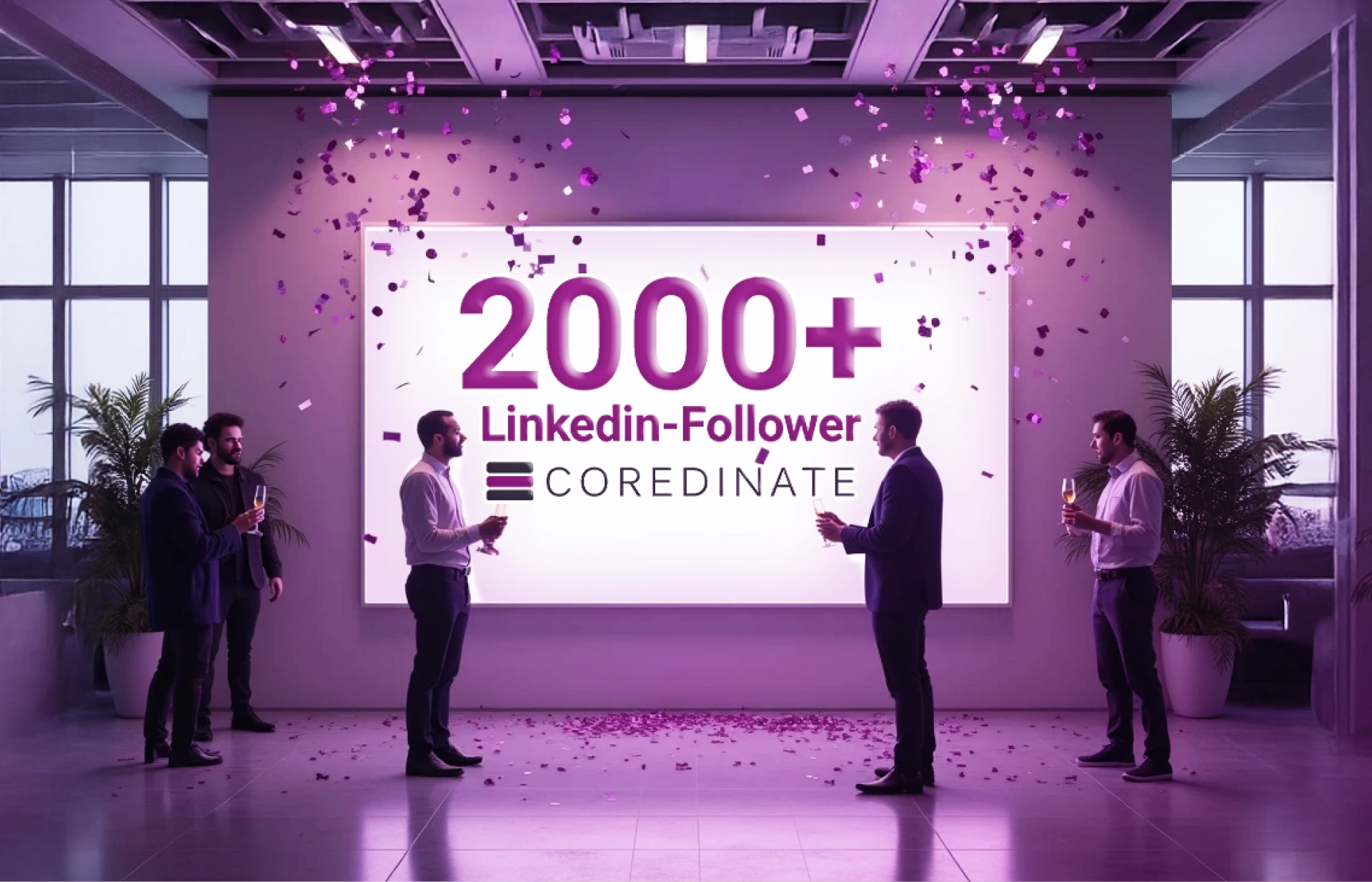 يقف الناس أمام شاشة كبيرة تعلن عن 2000 متابع على موقع كوردينيت-لينكد إن.
