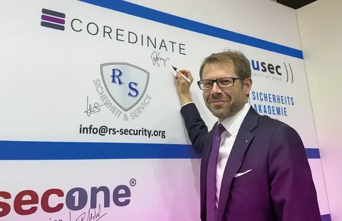 Partenaire platine de BVMS COREDINATE, Michael Kulig signe le stand de BVMS