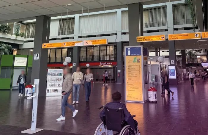 Hall d'entrée de la clinique UMG.