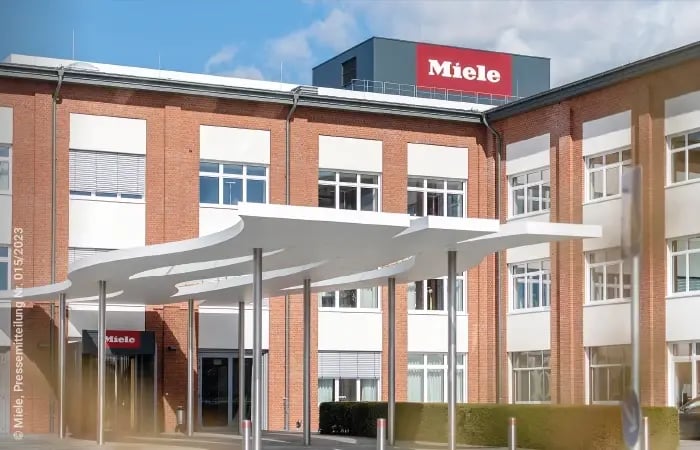 Miele Unternehmensfoto Eingang Pressemitteilung 24.02.2023